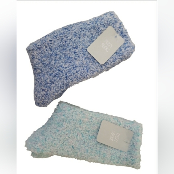 Fuzzy Socks 2 Pairs NEW - Picture 1 of 2